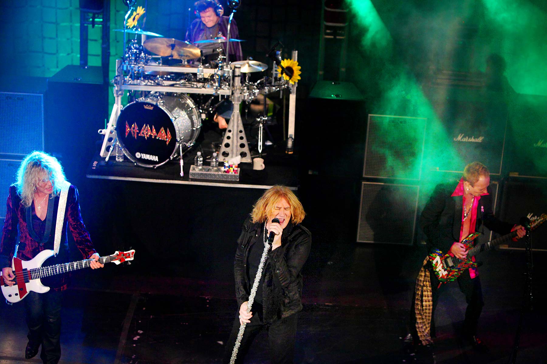 12-ShowBiz-045